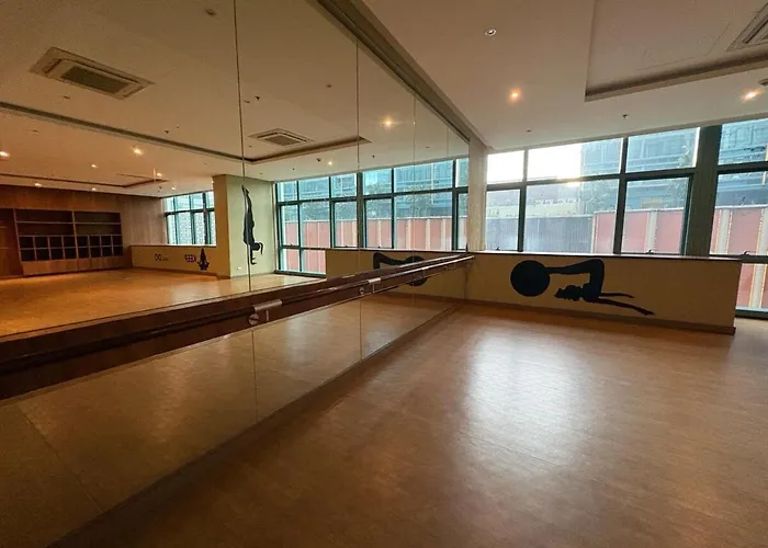Elegant Bgc 1br Staycation One Uptown Apartment
