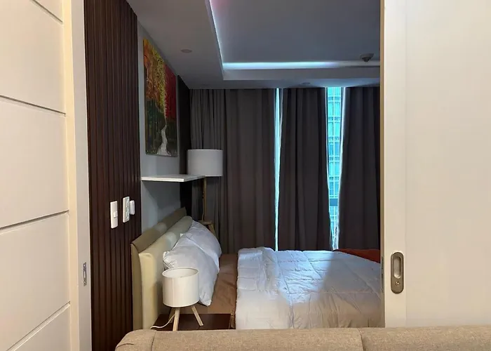 Elegant Bgc 1br Staycation One Uptown Manila