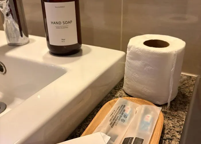 Elegant Bgc 1br Staycation One Uptown Apartment